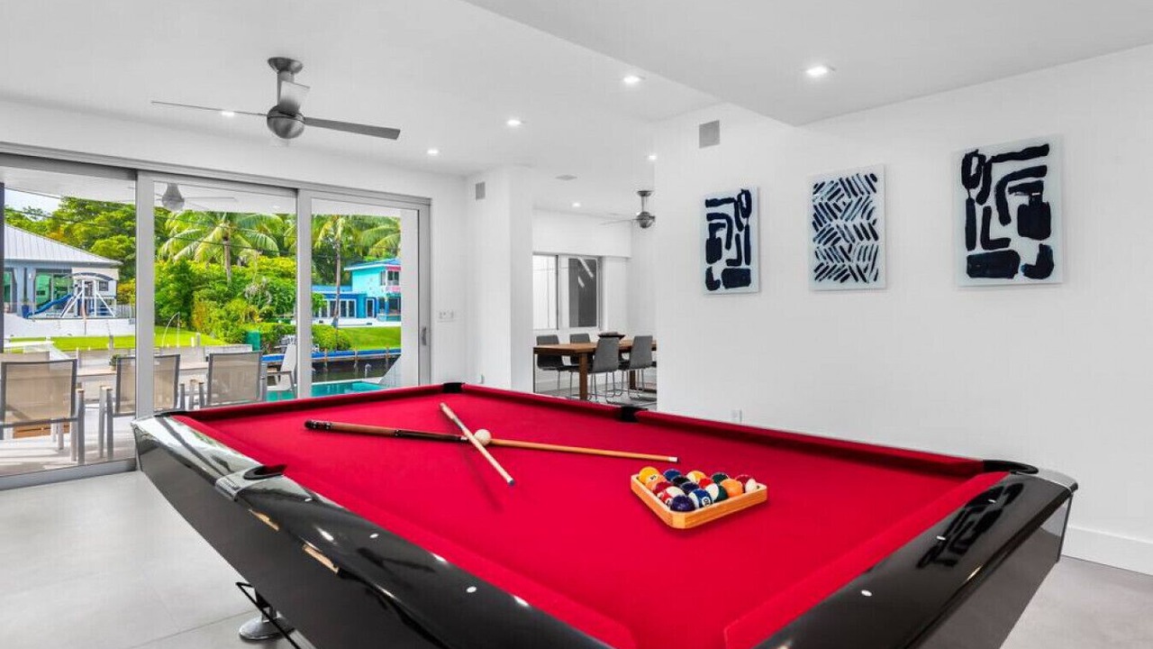 Photo of Bedroom in Northeast Coconut Grove