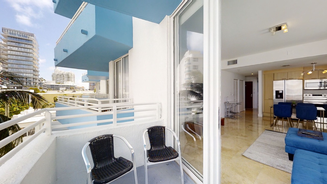 Photo of Patio Balcony in South of Fifth