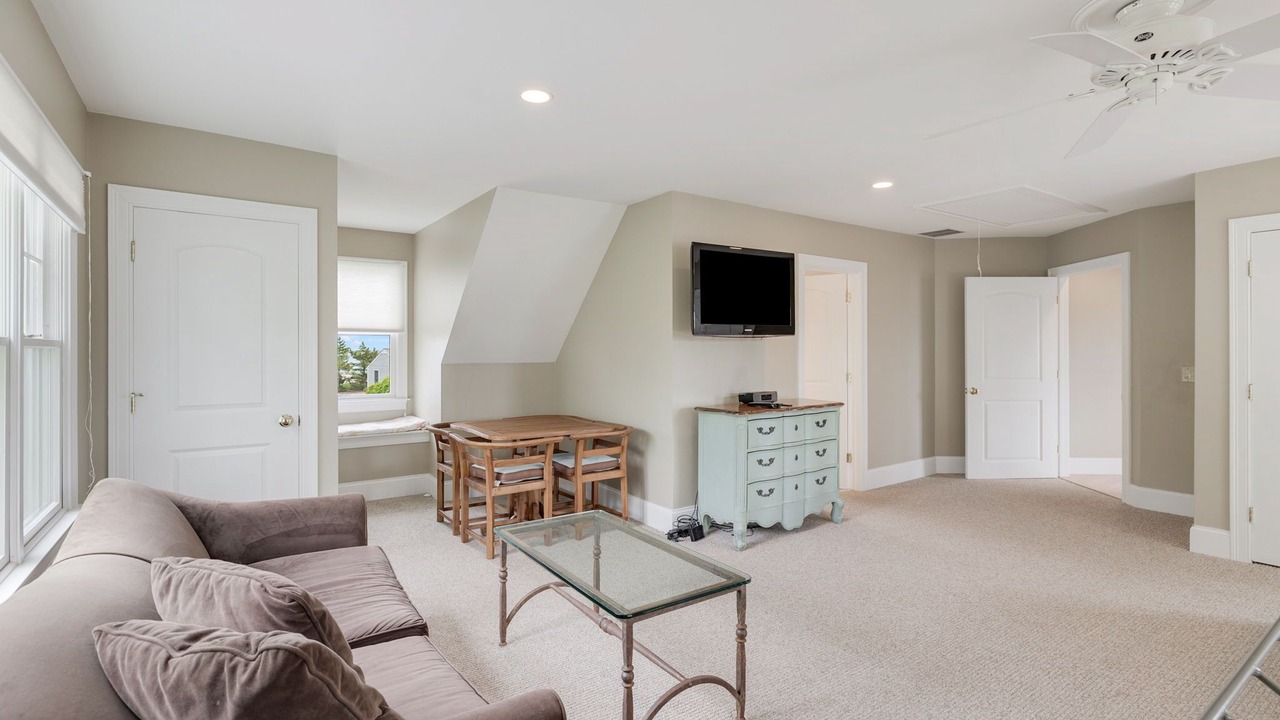 Photo of Livingroom in West Harwich