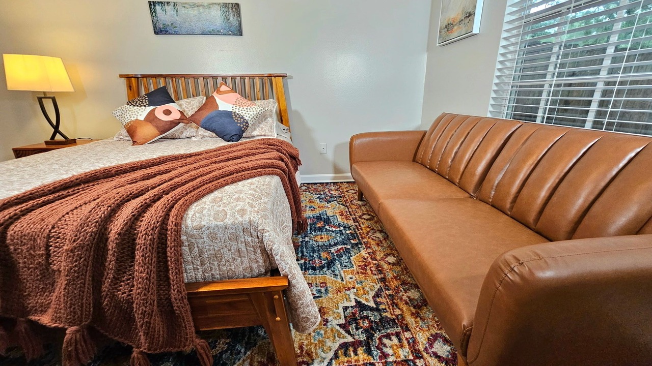 Photo of Bedroom in Tallahassee
