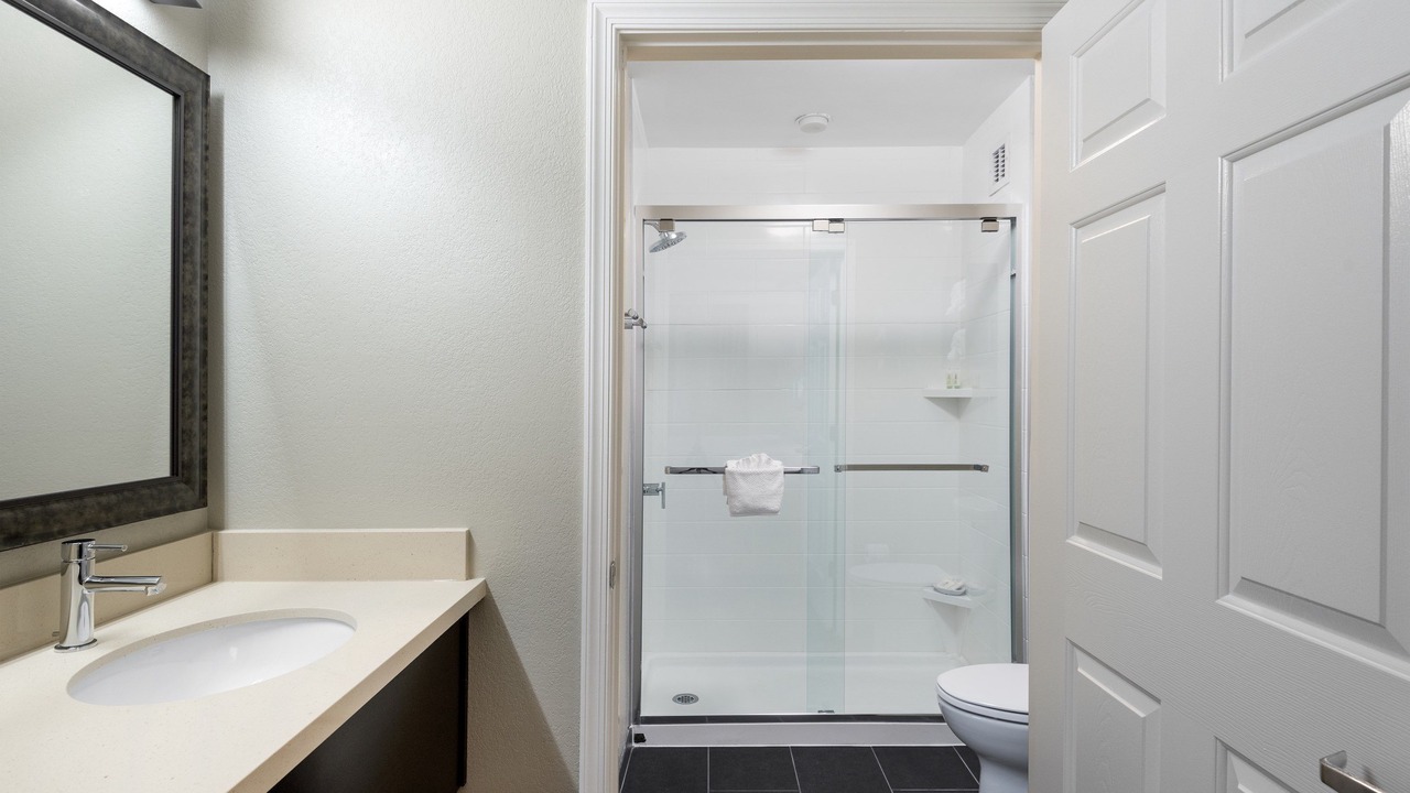 Photo of Bathroom in Chantilly