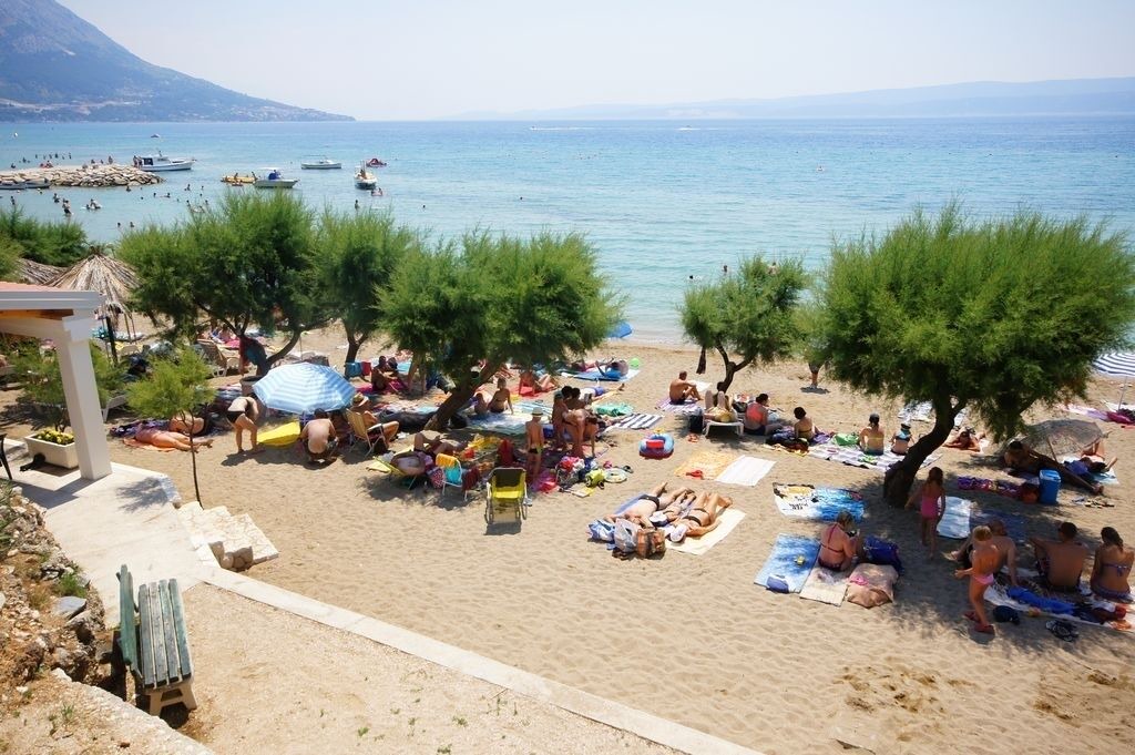 Photo of Others in Gata