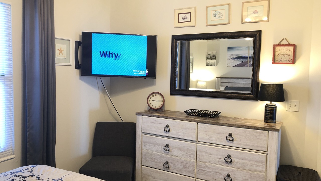 Photo of Bedroom in Miramar Beach