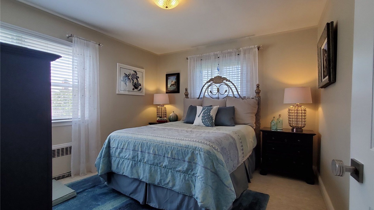 Photo of Bedroom in Long Beach