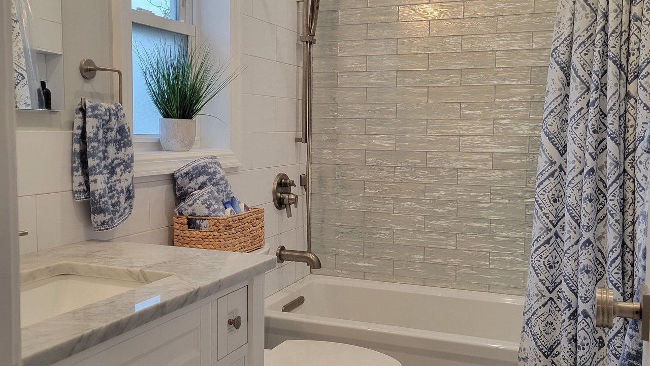 Photo of Bathroom in Long Beach
