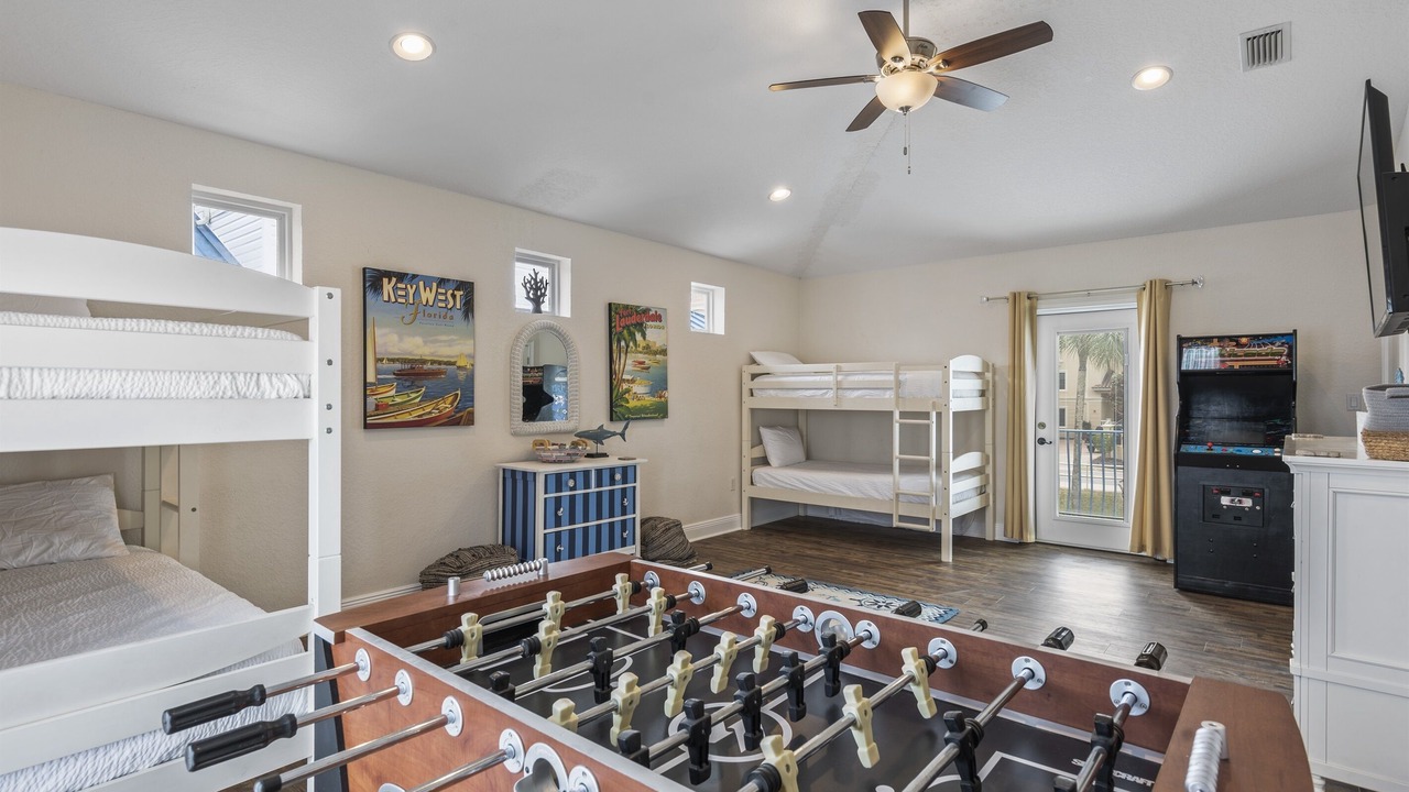 Photo of Bedroom in Crystal Shores
