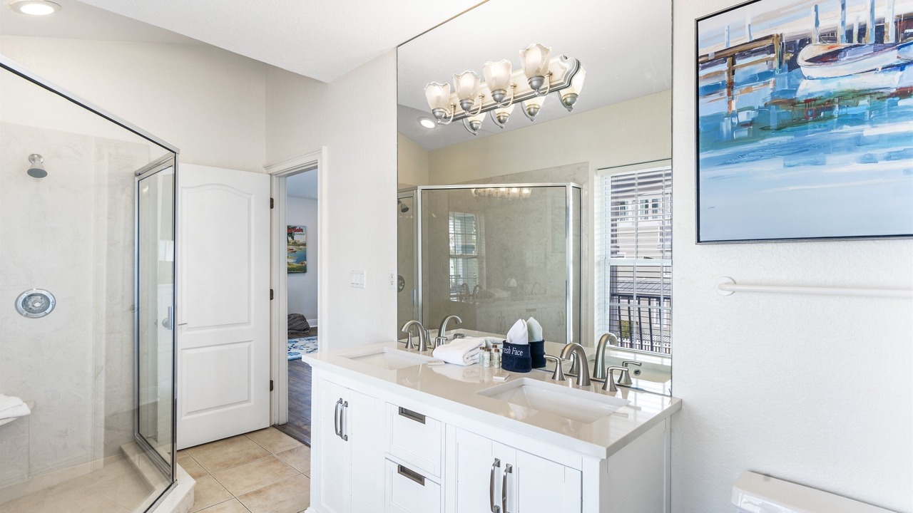 Photo of Bathroom in Crystal Shores