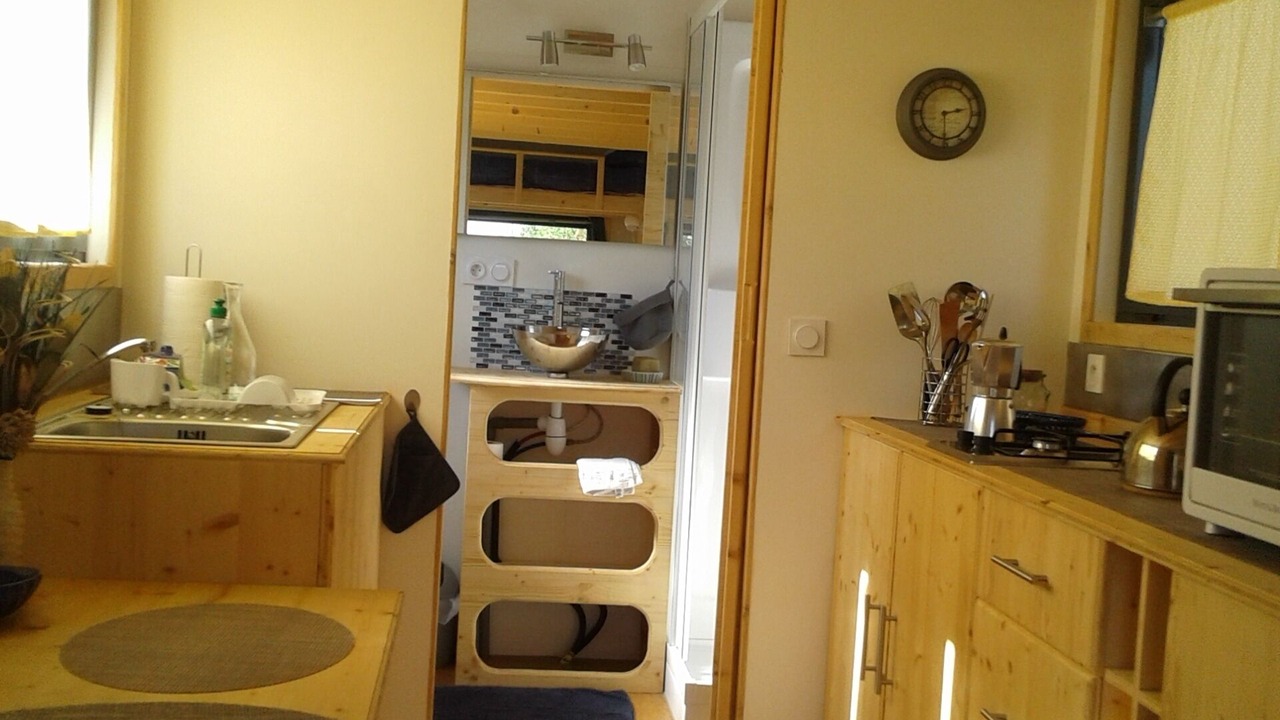 Photo of Kitchen in Lanmodez