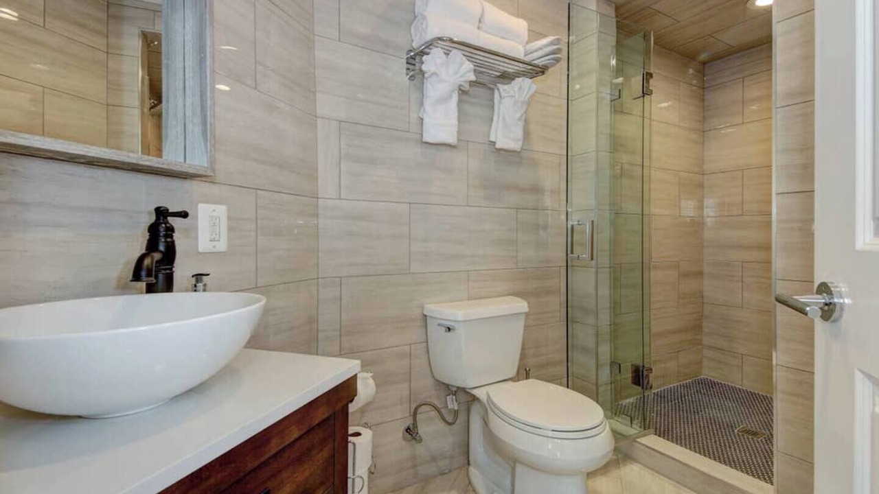 Photo of Bathroom in Dupont Circle