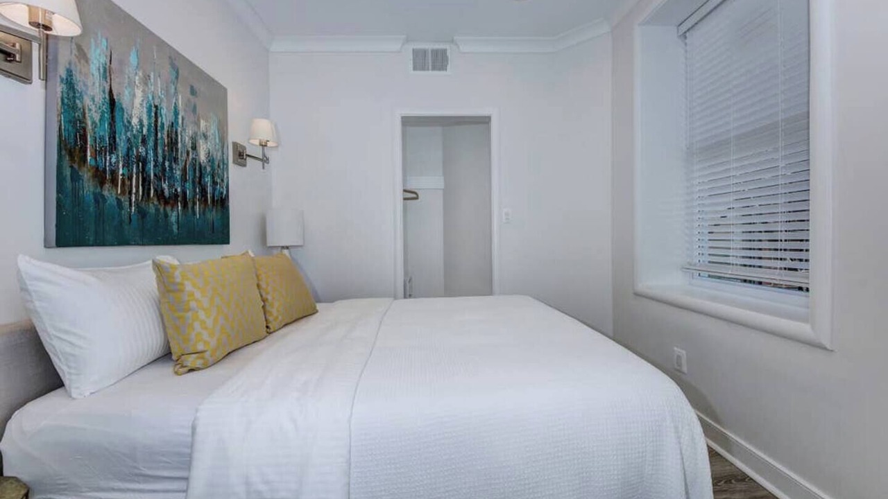 Photo of Bedroom in Dupont Circle