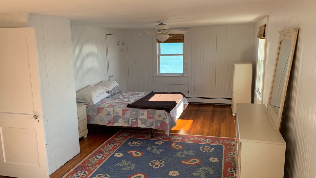 Photo of Bedroom in Duxbury