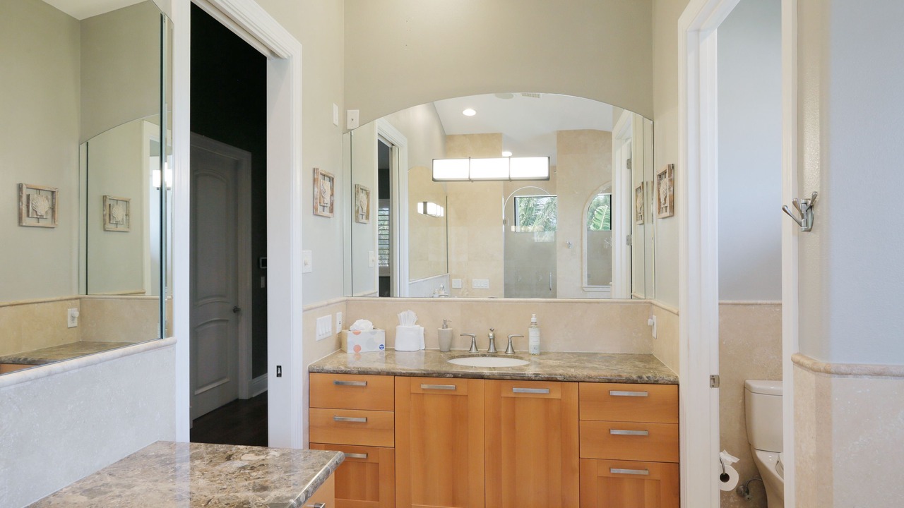 Photo of Bathroom in Bay Isle