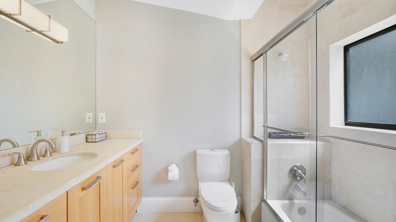 Photo of Bathroom in Bay Isle