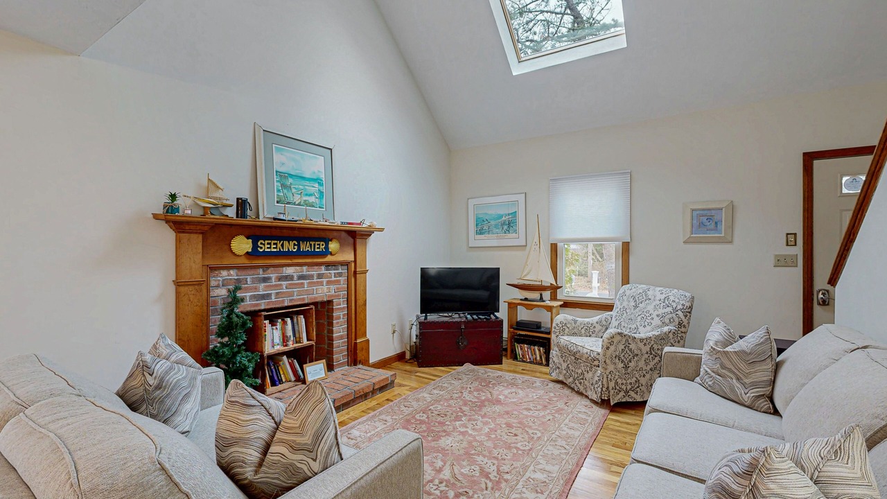 Photo of Livingroom in South Dennis