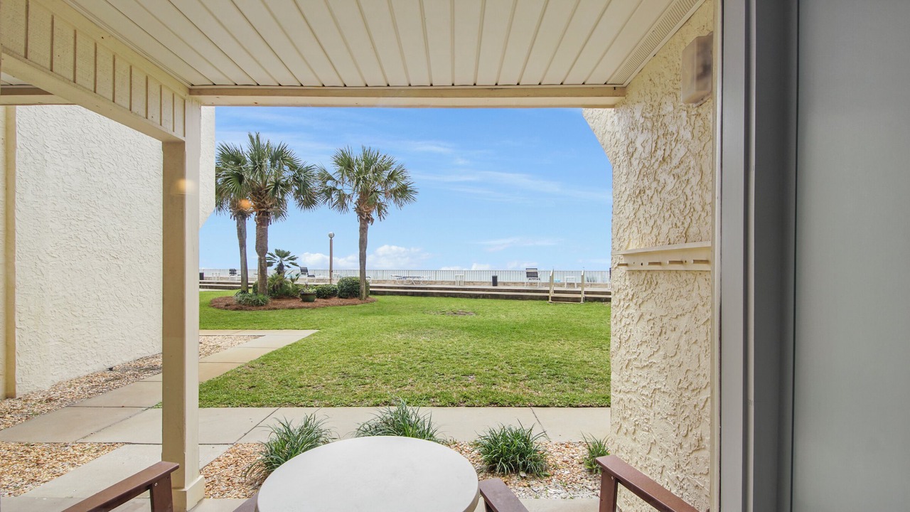 Photo of Patio Balcony in Fort Bay