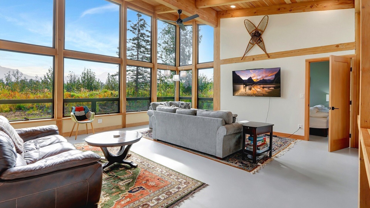Photo of Livingroom in Gateway