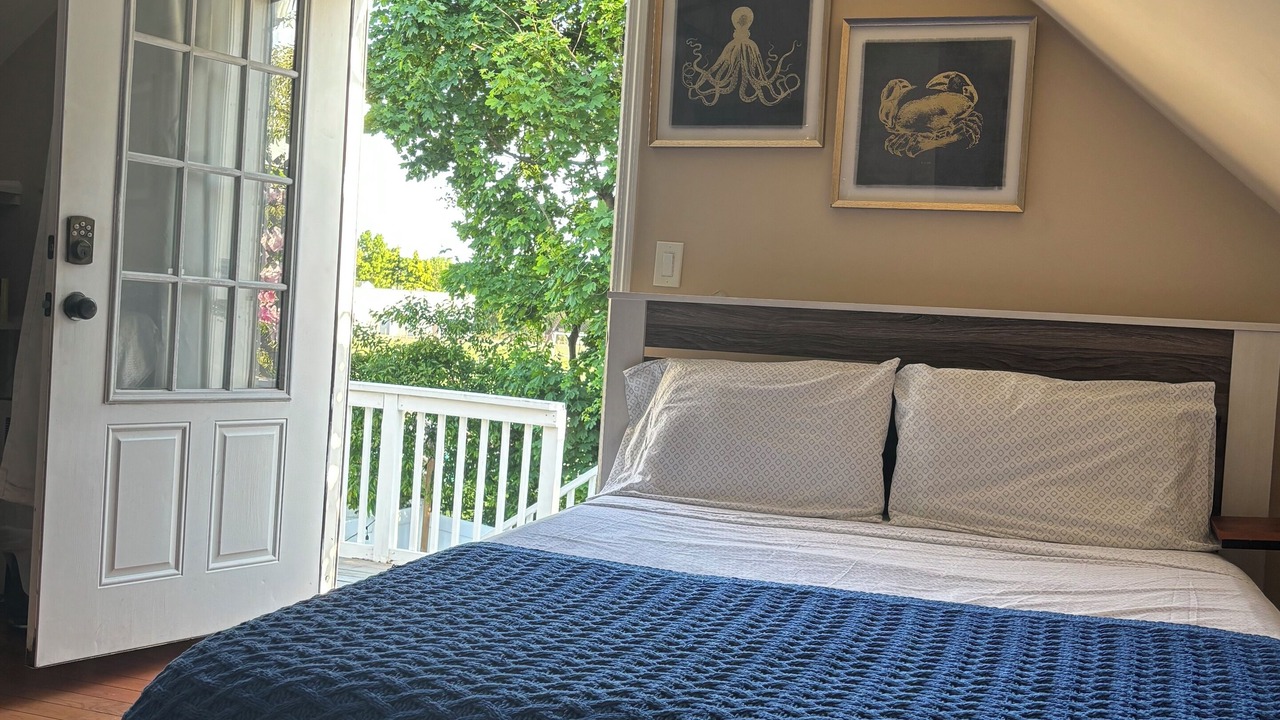 Photo of Bedroom in Valley Stream