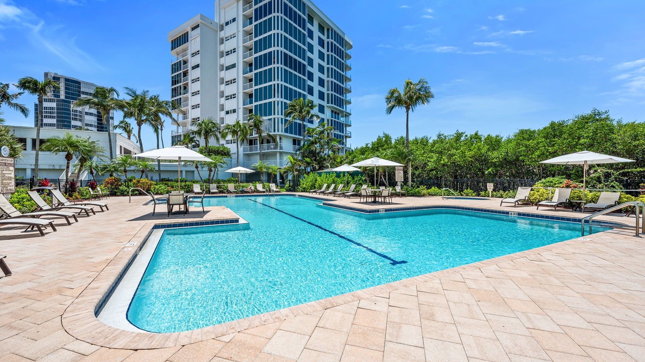 Photo of Outdoor in Park Shore