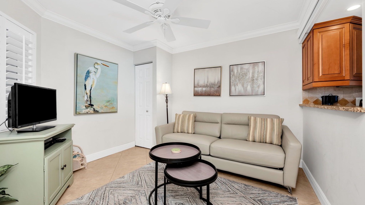 Photo of Livingroom in Park Shore