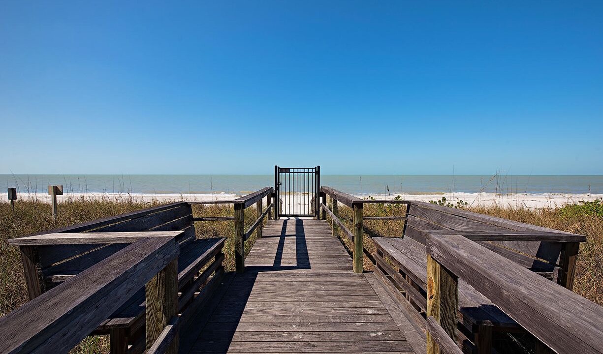 Photo of Outdoor in Park Shore