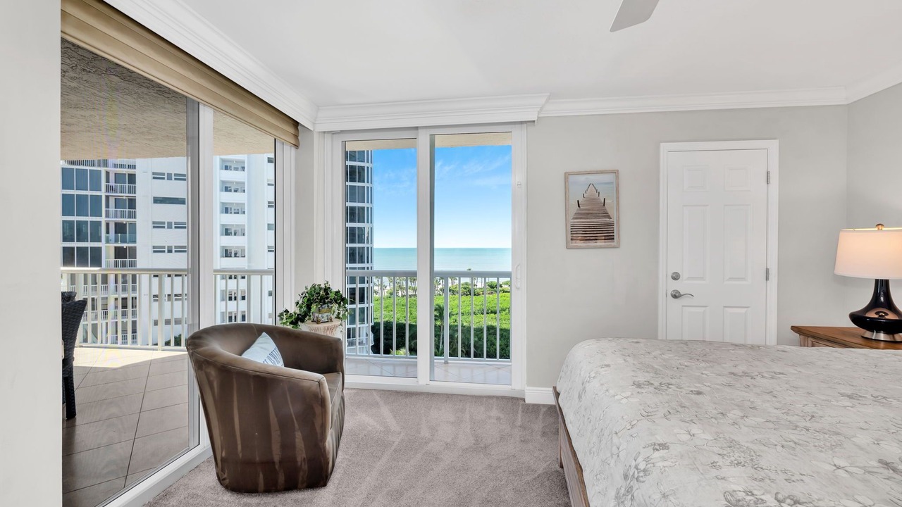 Photo of Bedroom in Park Shore