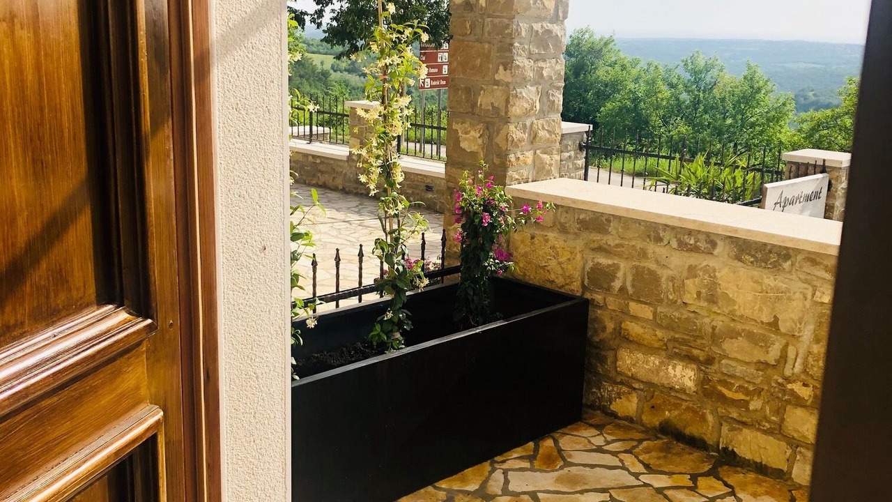 Photo of Patio Balcony in Krasica