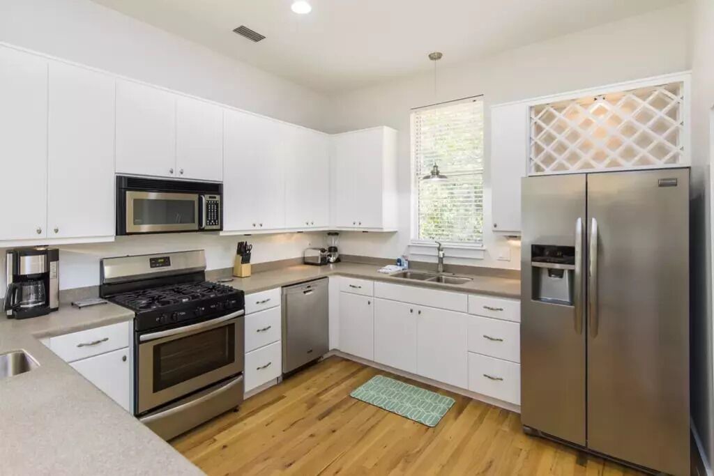 Photo of Kitchen in White's Gulfview