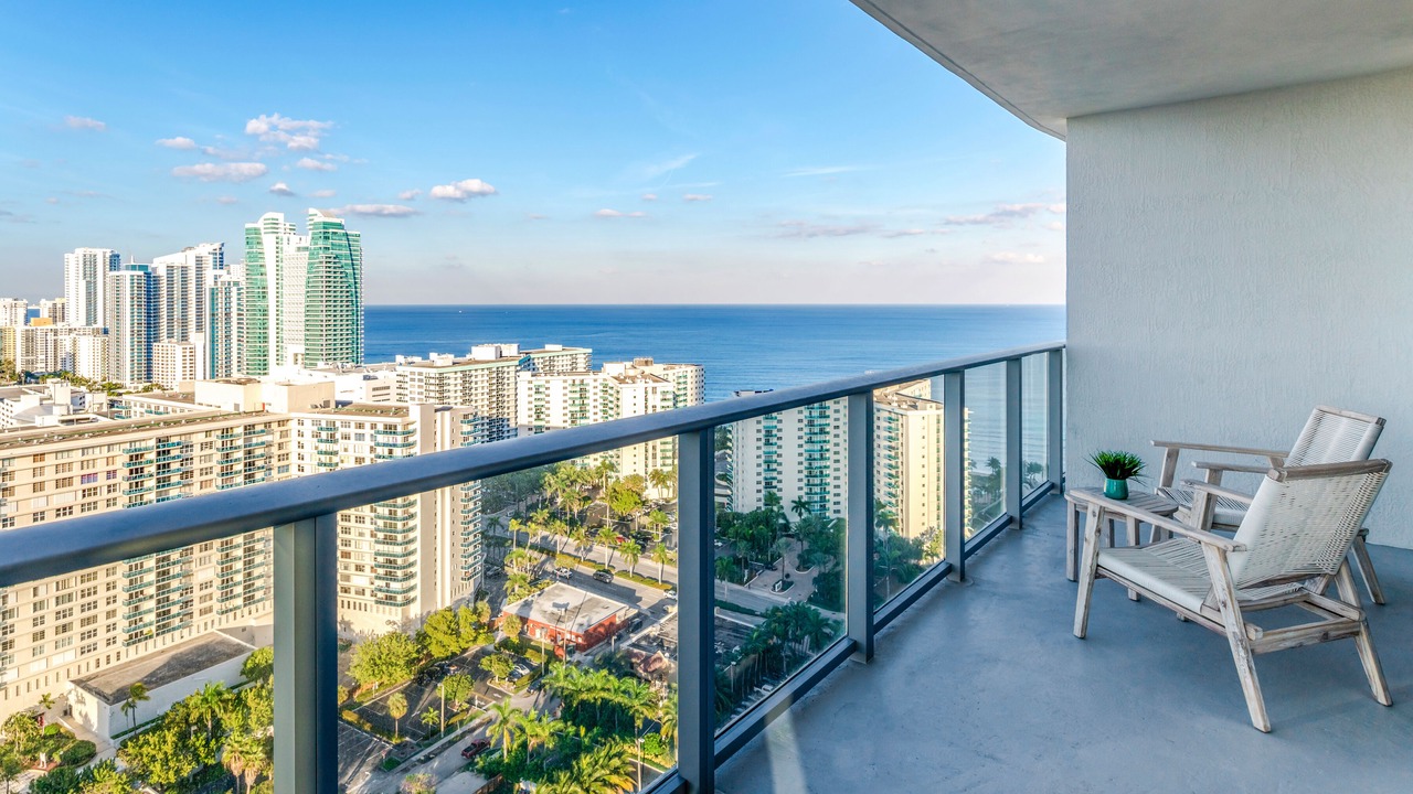 Photo of Patio Balcony in South Lake
