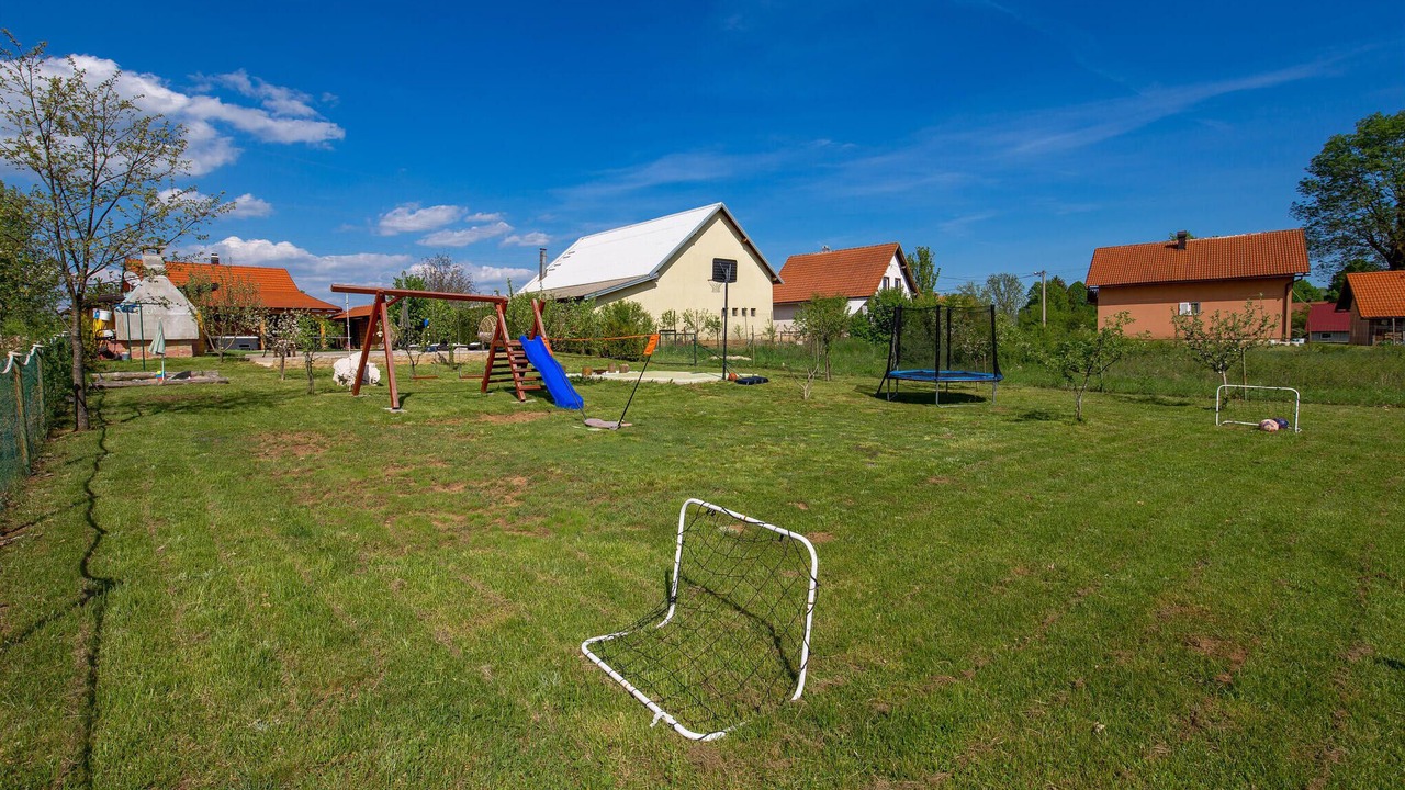 Photo of Outdoor in Lovinac