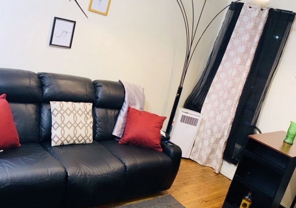 Photo of Livingroom in East Harlem