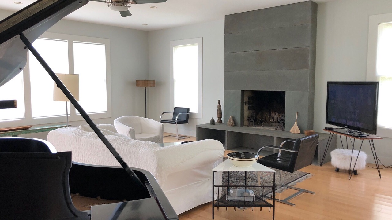 Photo of Livingroom in Eastport