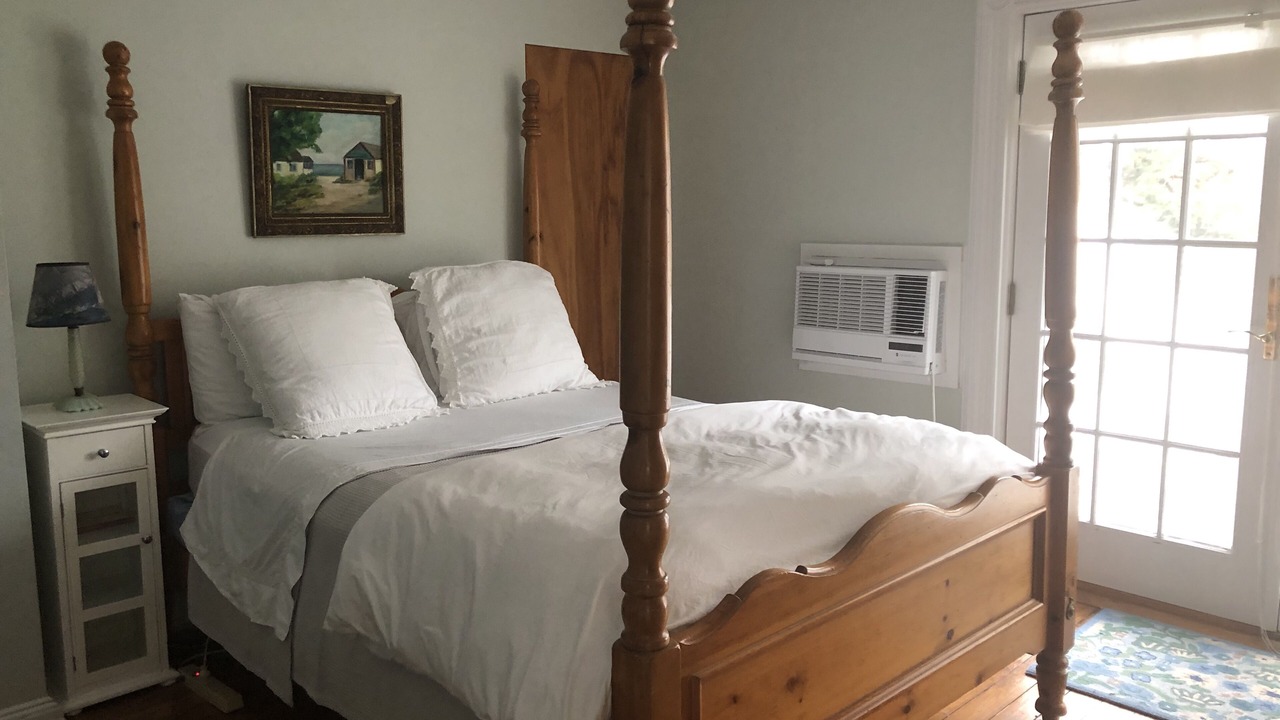 Photo of Bedroom in Eastport