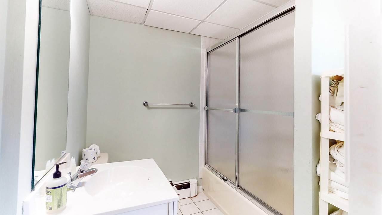 Photo of Bathroom in Summersea
