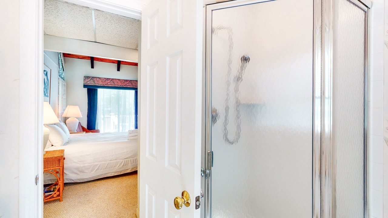 Photo of Bathroom in Summersea