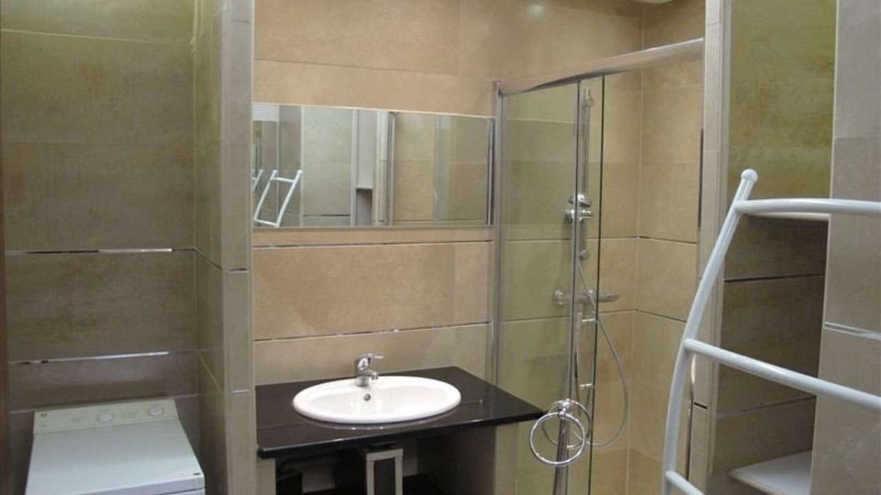 Photo of Bathroom in Tregastel