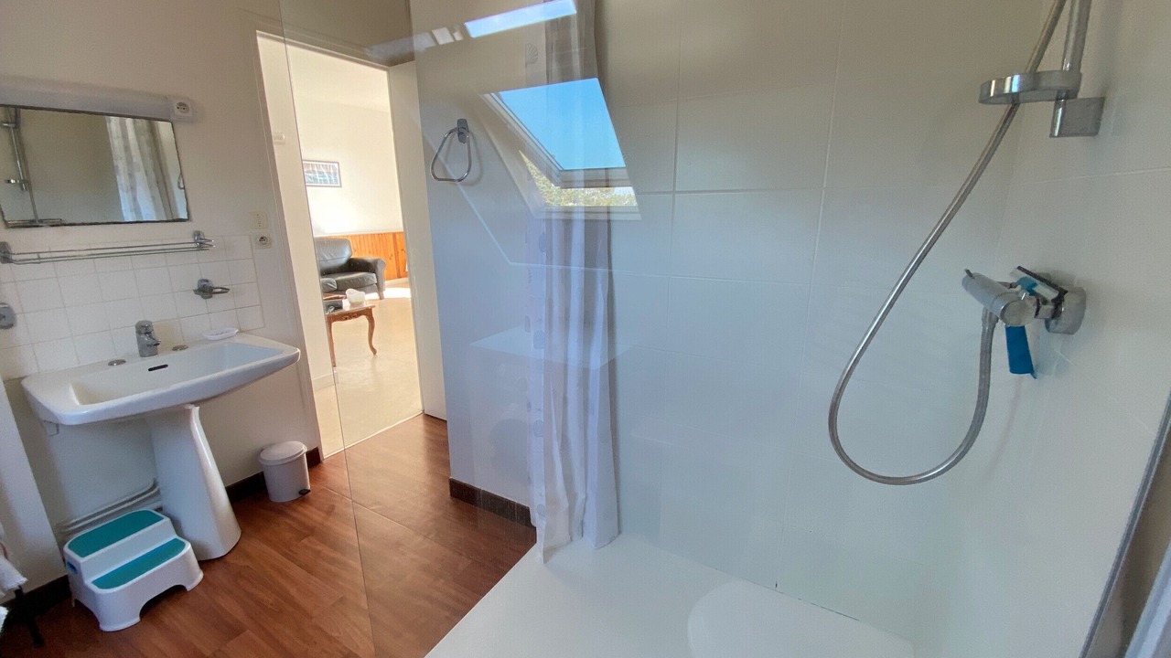 Photo of Bathroom in La Trinite-sur-Mer
