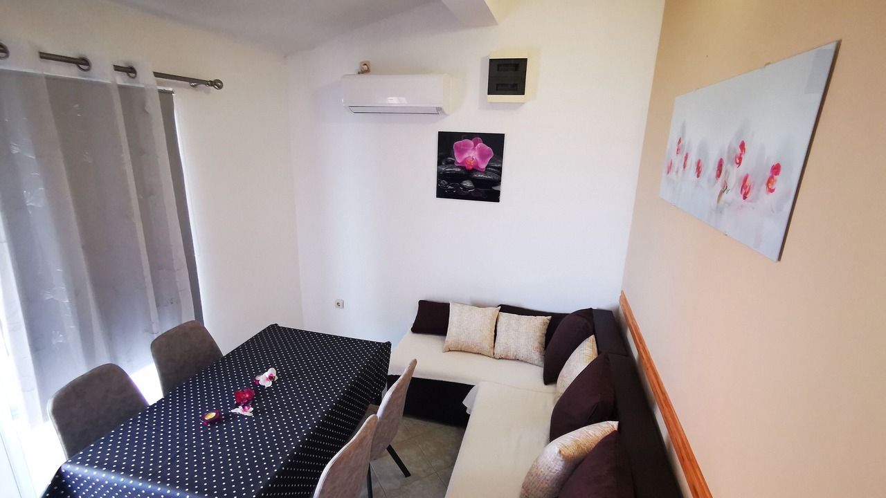 Photo of Livingroom in Drvenik Mali
