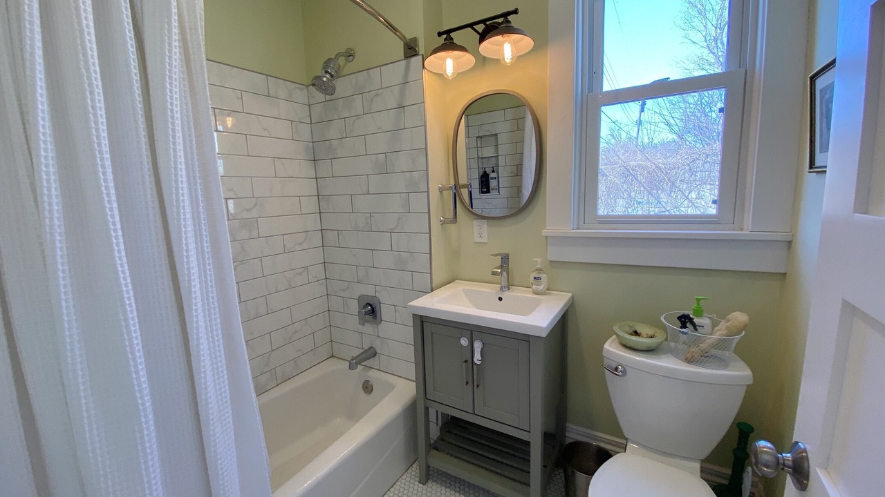 Photo of Bathroom in Front Park