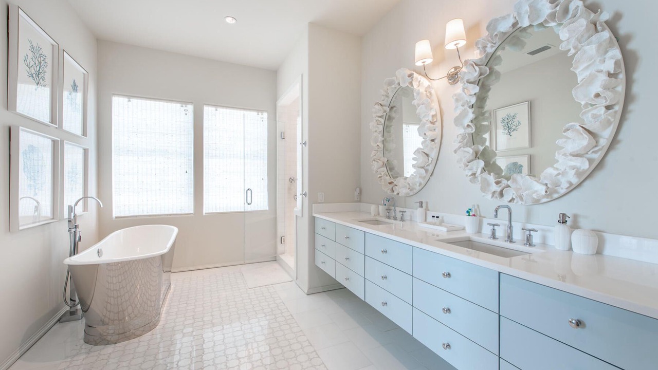Photo of Bathroom in Rosemary Beach
