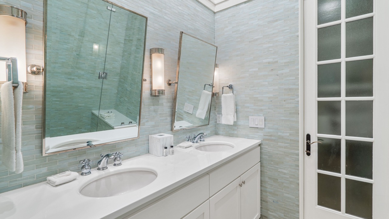 Photo of Bathroom in Rosemary Beach