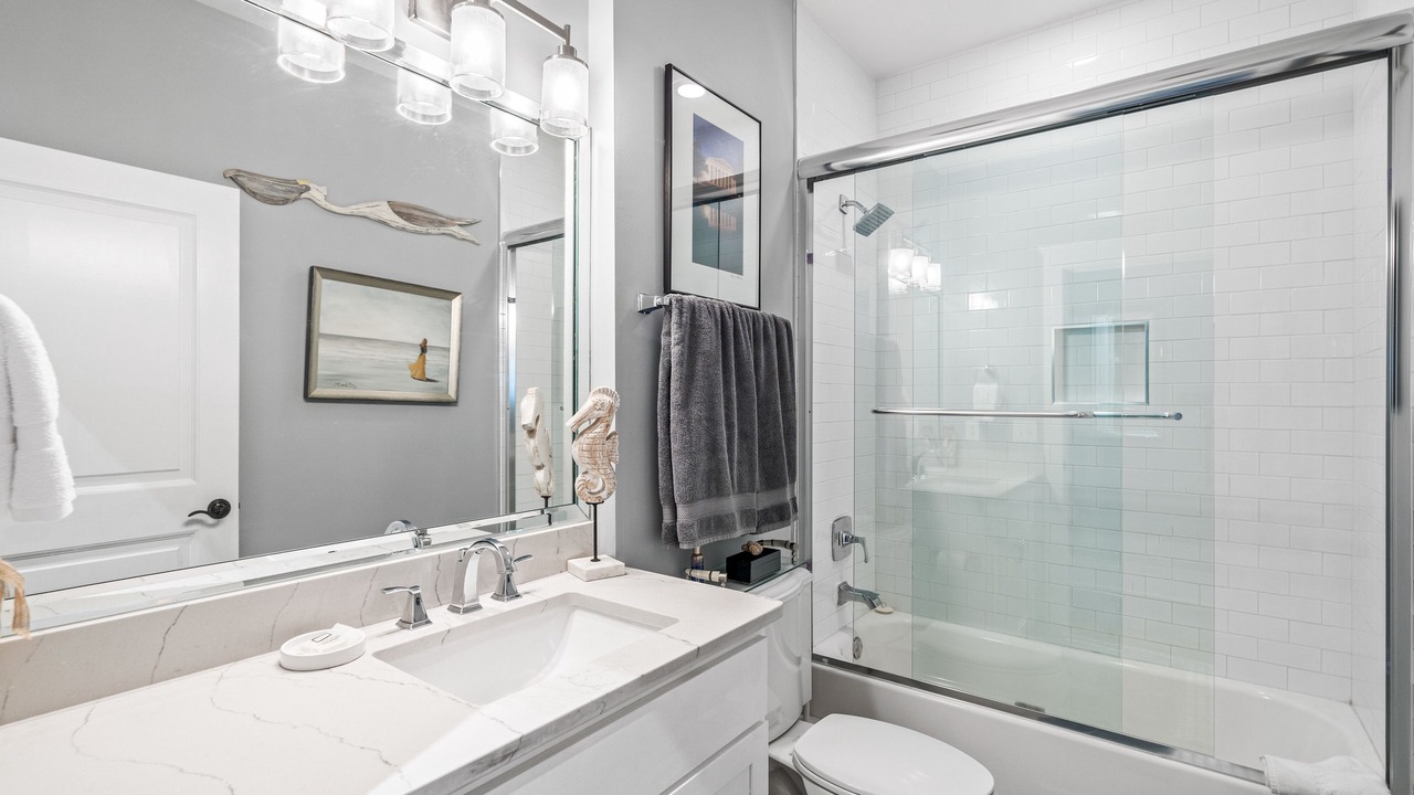 Photo of Bathroom in Treetop
