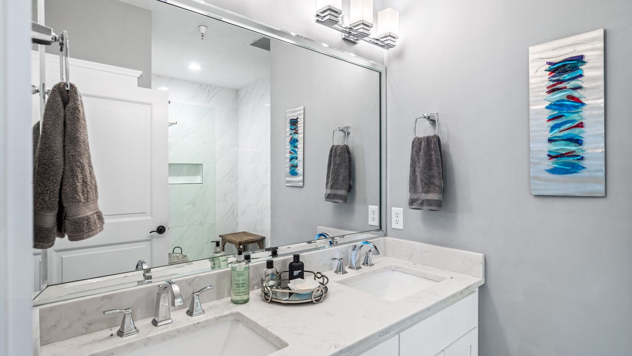 Photo of Bathroom in Treetop