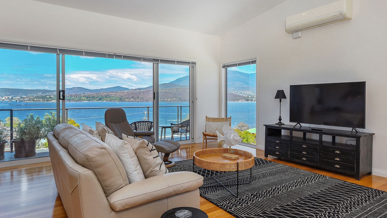 Photo of Livingroom in Lindisfarne