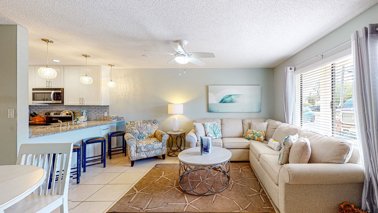 Photo of Livingroom in Miramar Beach