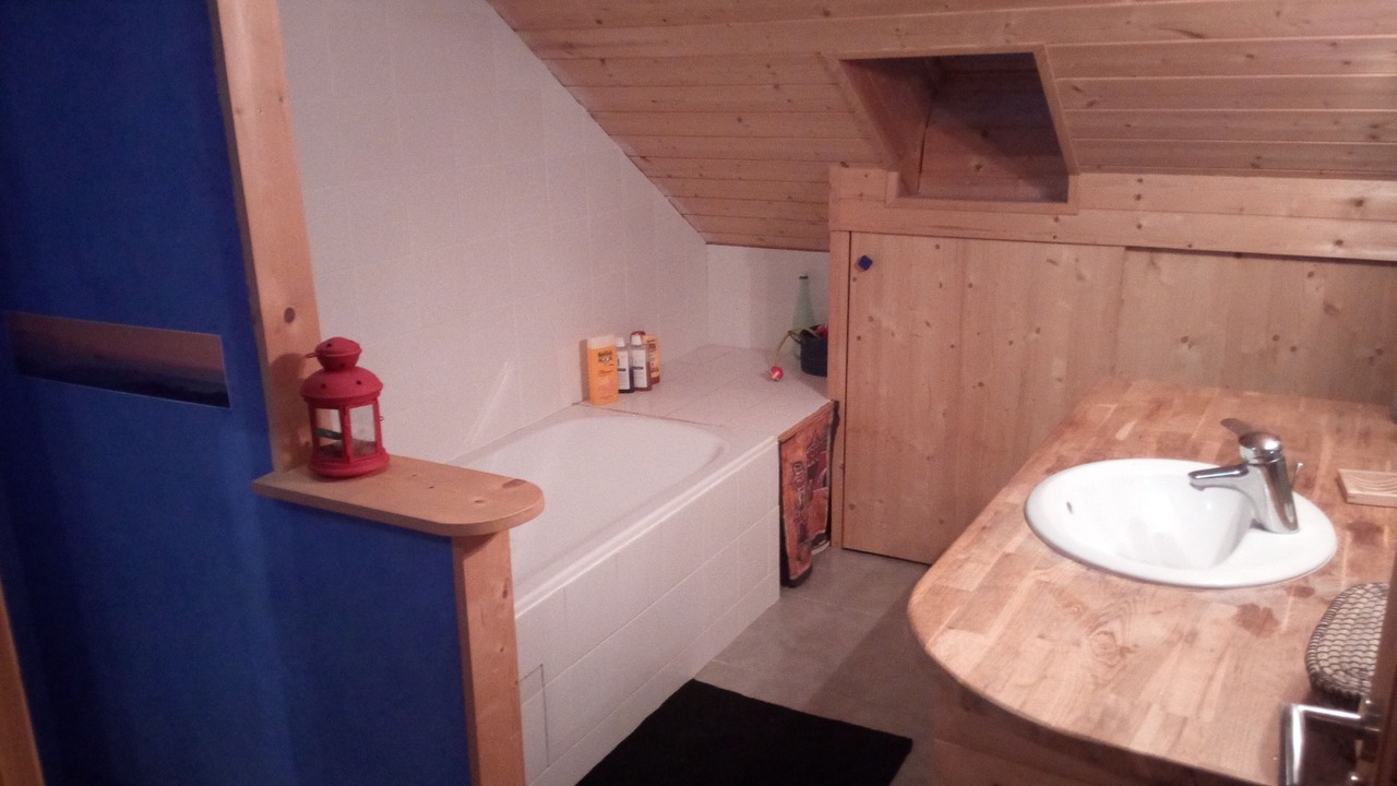 Photo of Bathroom in Saint-Julien-en-Vercors