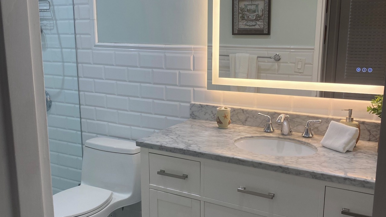 Photo of Bathroom in Mid Beach