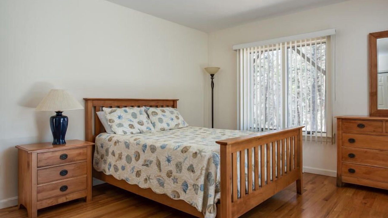 Photo of Bedroom in West Yarmouth