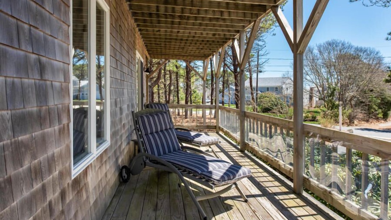 Photo of Patio Balcony in West Yarmouth