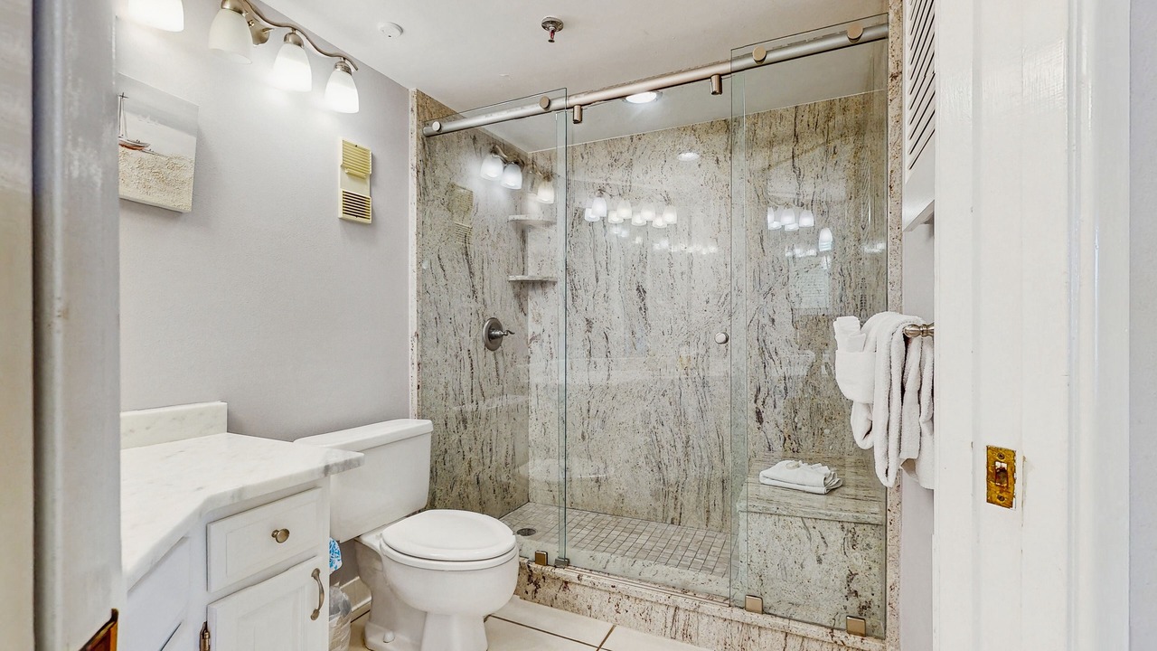 Photo of Bathroom in Holiday Isle