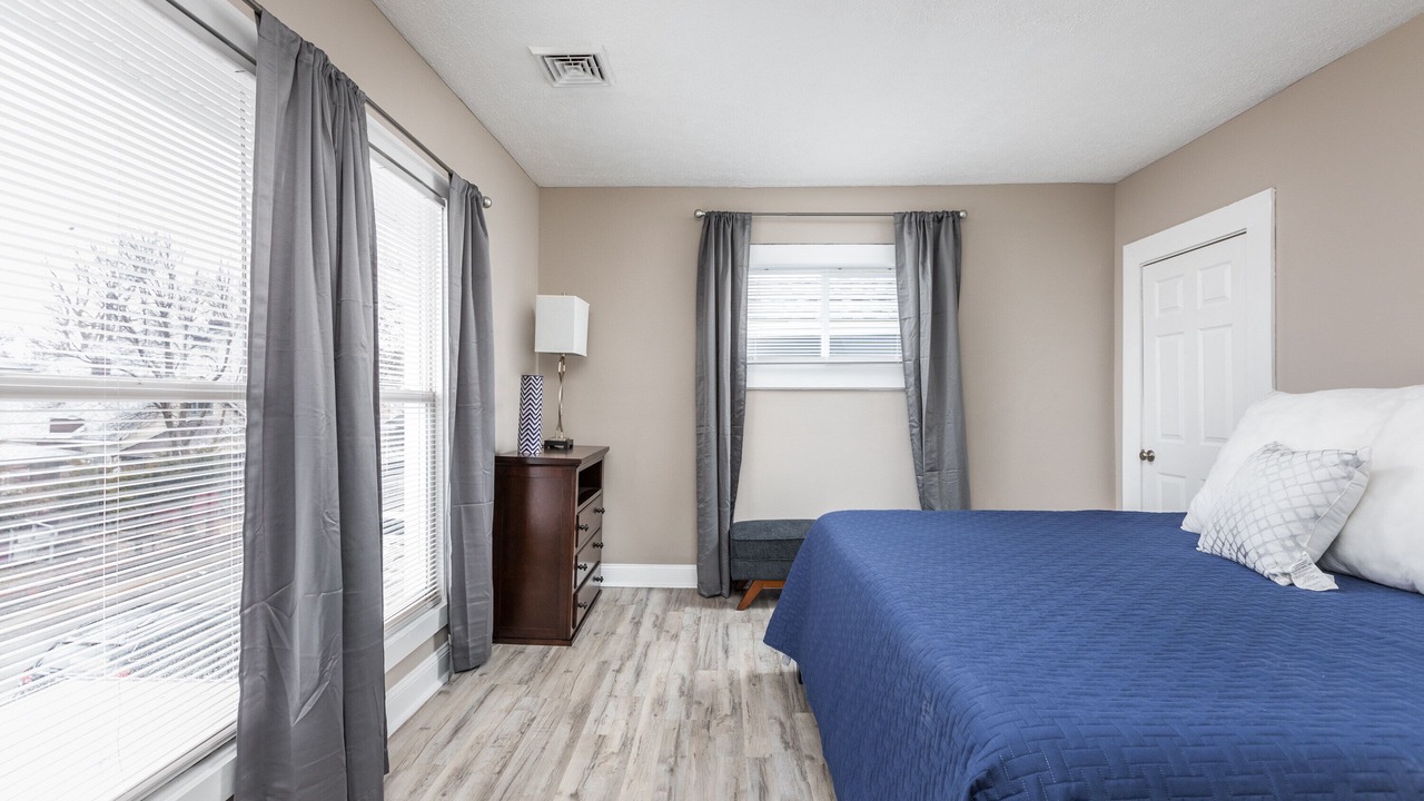 Photo of Bedroom in Near Eastside